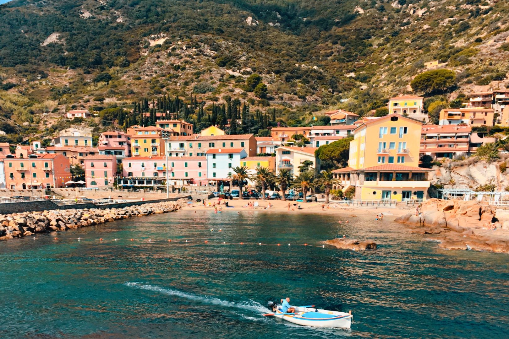 Toscana-italy-boat